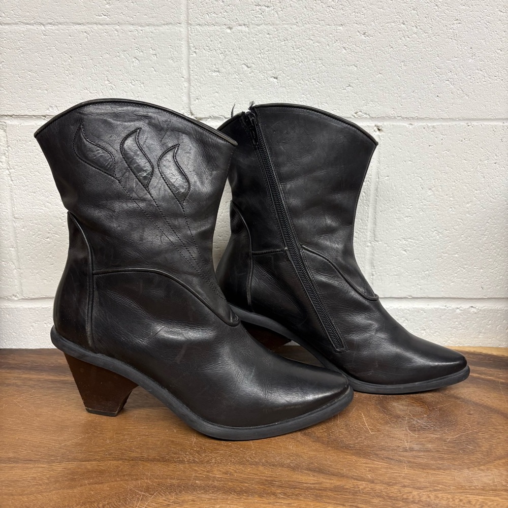 Vintage Black Heeled Pixie Ankle Boots Size 8